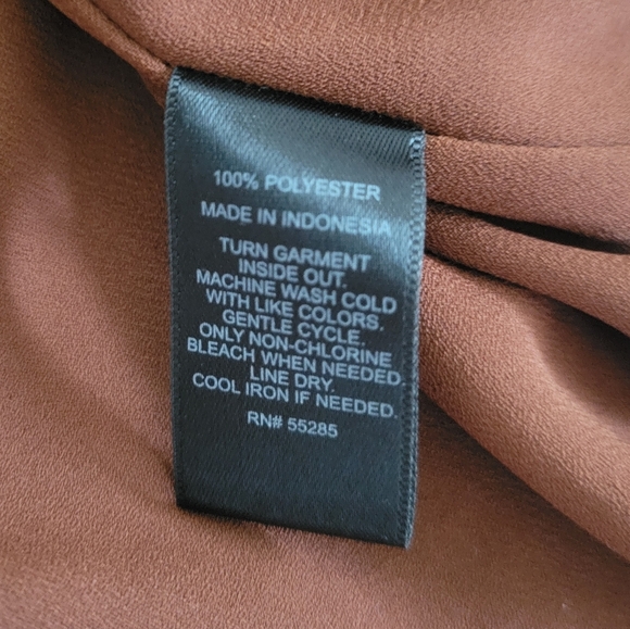 NWT Express Button-front Pleated Brown Camisole - Picture 7 of 8